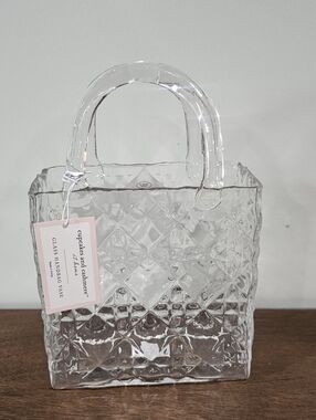 Cupcakes and Cashmere Glass Vase Clear Grid Pattern Glossy Handbag Design